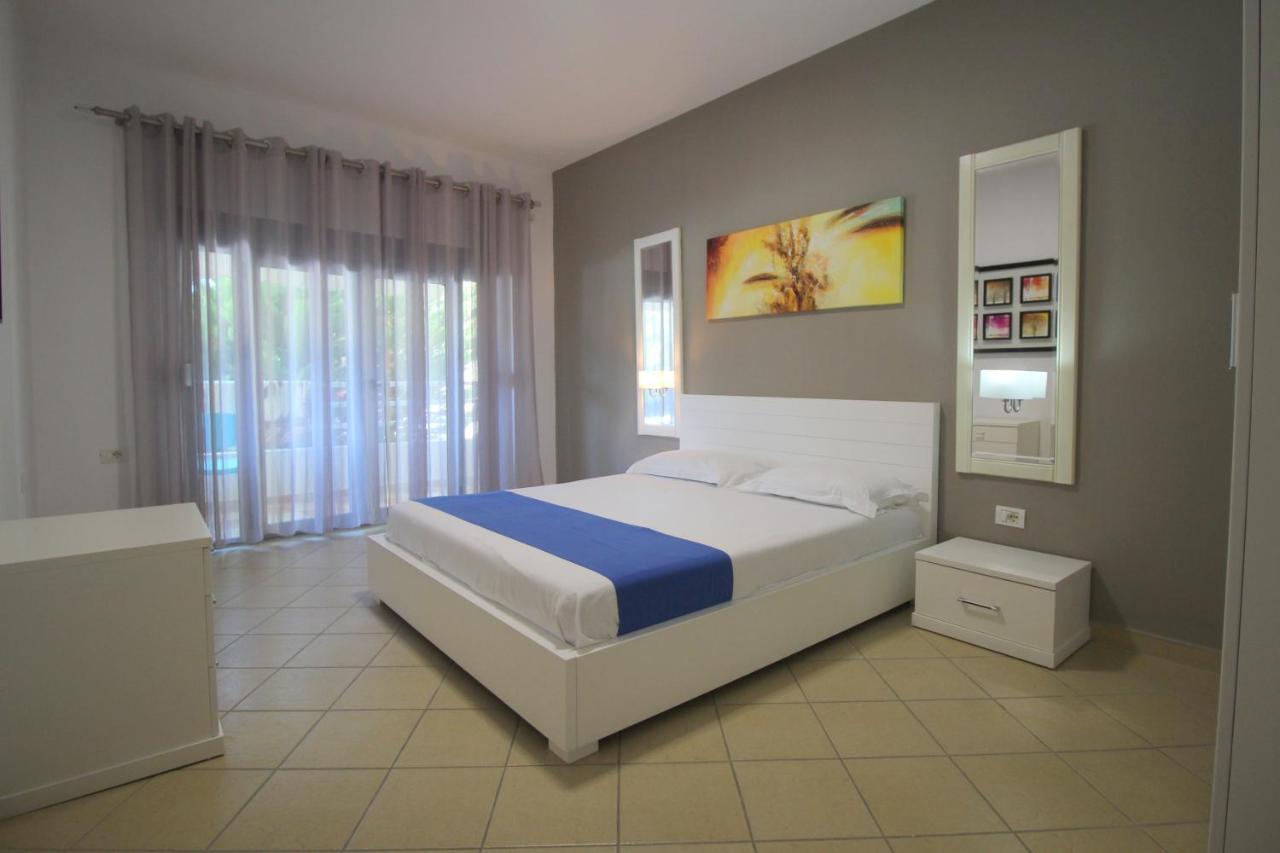 Portafortuna Apartments Sarande Exterior photo
