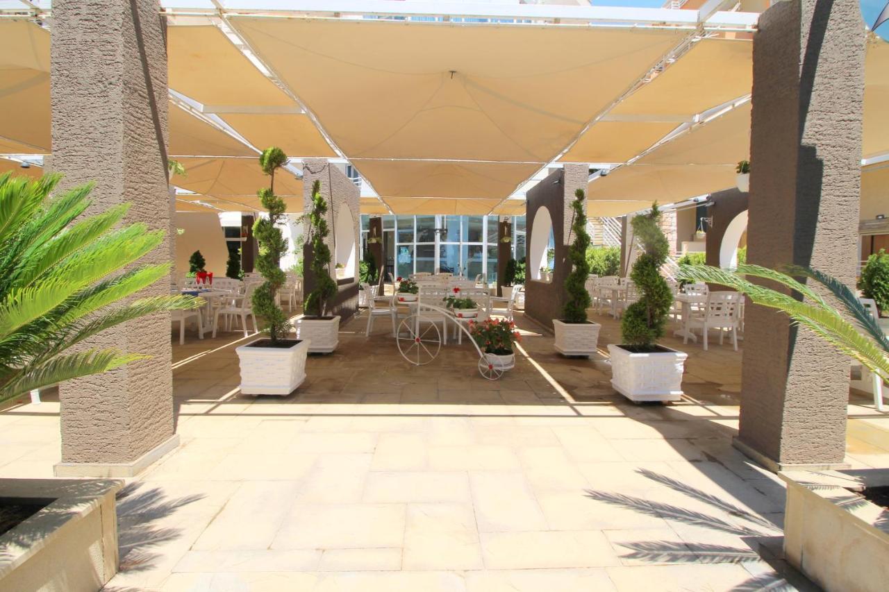 Portafortuna Apartments Sarande Exterior photo