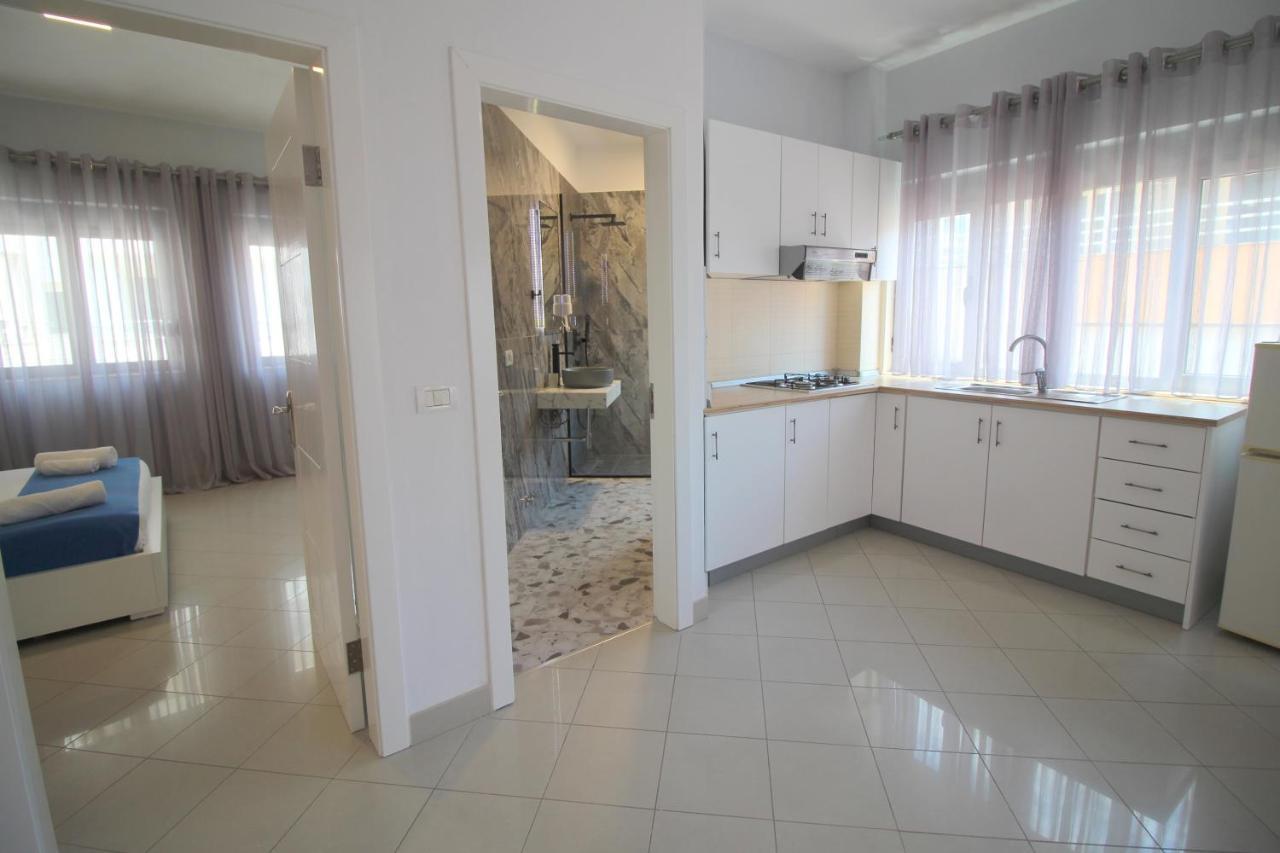 Portafortuna Apartments Sarande Exterior photo