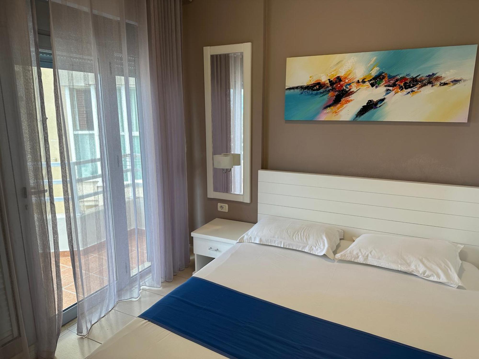 Portafortuna Apartments Sarande Exterior photo